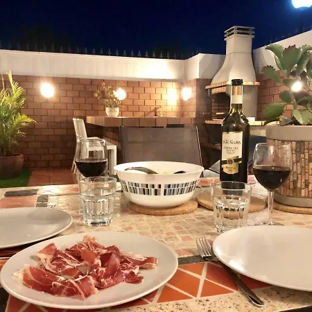 Casa Miro, Private Terrace, Bbq, Wifi And Air-con Сasa de vacaciones